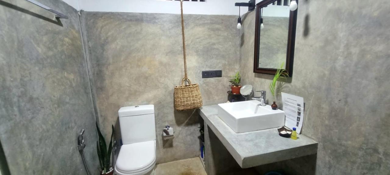 Sand Dollar House, Hiriketiya ดิคเวลลา ภายนอก รูปภาพ