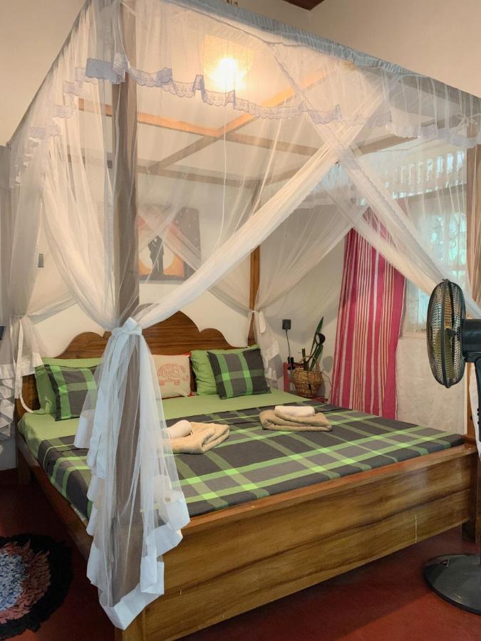 Sand Dollar House, Hiriketiya ดิคเวลลา ภายนอก รูปภาพ